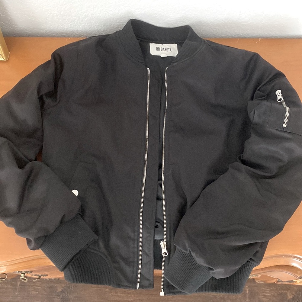 BB Dakota black bomber jacket size small